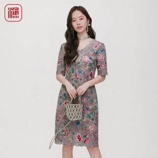 渔牌2025秋冬新款 复古气质裙子FGHD0011 国风刺绣蕾丝连衣裙女中袖