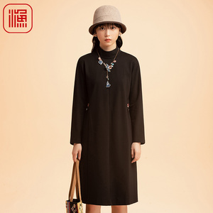 渔牌秋款女装新款弹力绣花时尚中高领气质长袖连衣裙子FGEC0040