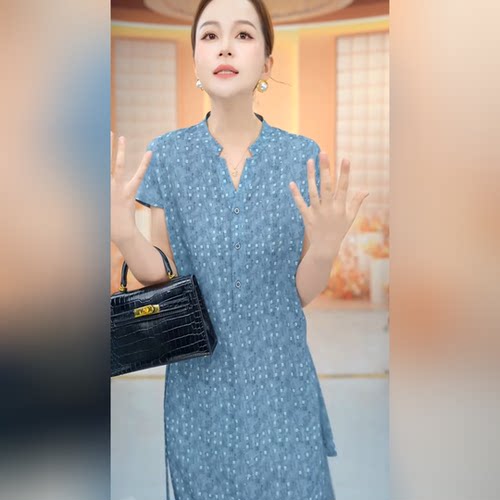 新款蓝色碎花短袖显瘦连衣裙