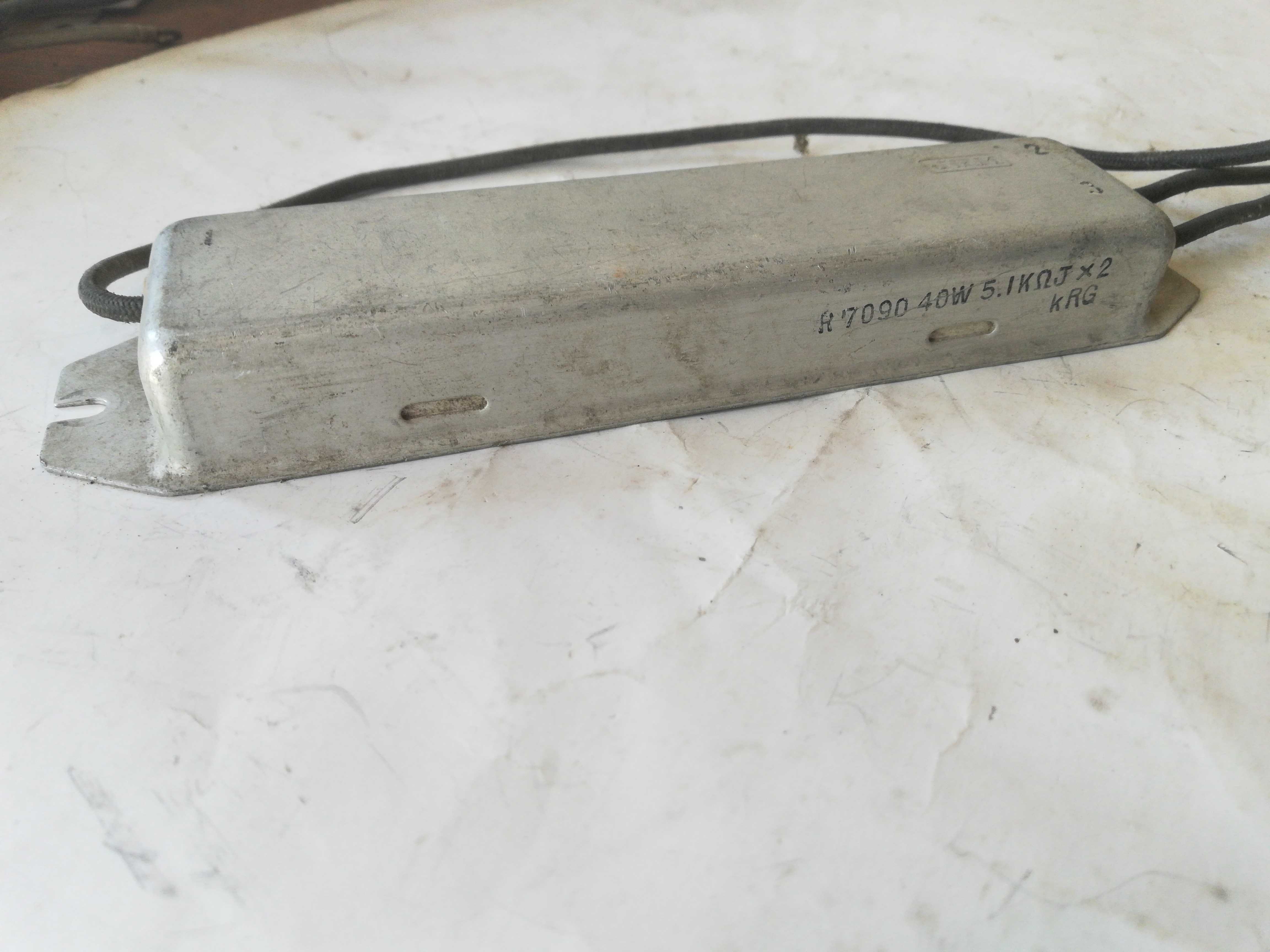 R7090  40w 5.1K欧J2 kRG  双5.1K欧电阻