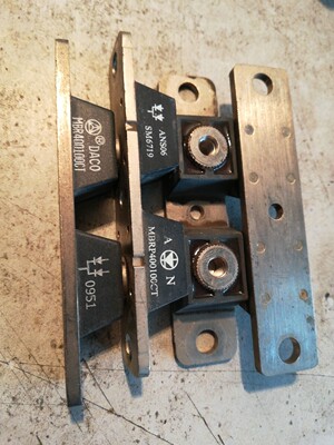 DACO   MBR400100CT   AN  MBRP400100CT