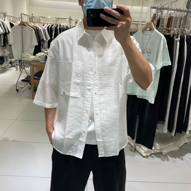潮流轻奢肌理感冰丝五分袖翻领衬衫男士宽松透气薄款口袋拼接衬衣