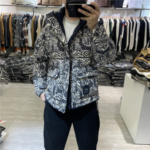 潮牌时尚宽松迷彩印花连帽白鸭绒羽绒服男士冬季新款帅气保暖外套