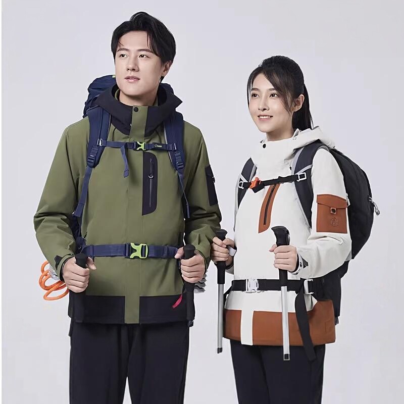 思凯乐秋冬男女款三合一两件套冲锋衣软壳内胆防水登山服F2415986