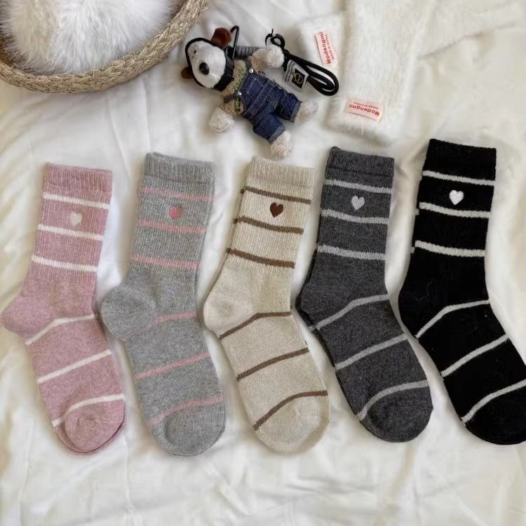 清仓女童袜子秋冬韩系爱心袜子儿童秋冬款中筒袜保暖学生长筒袜子