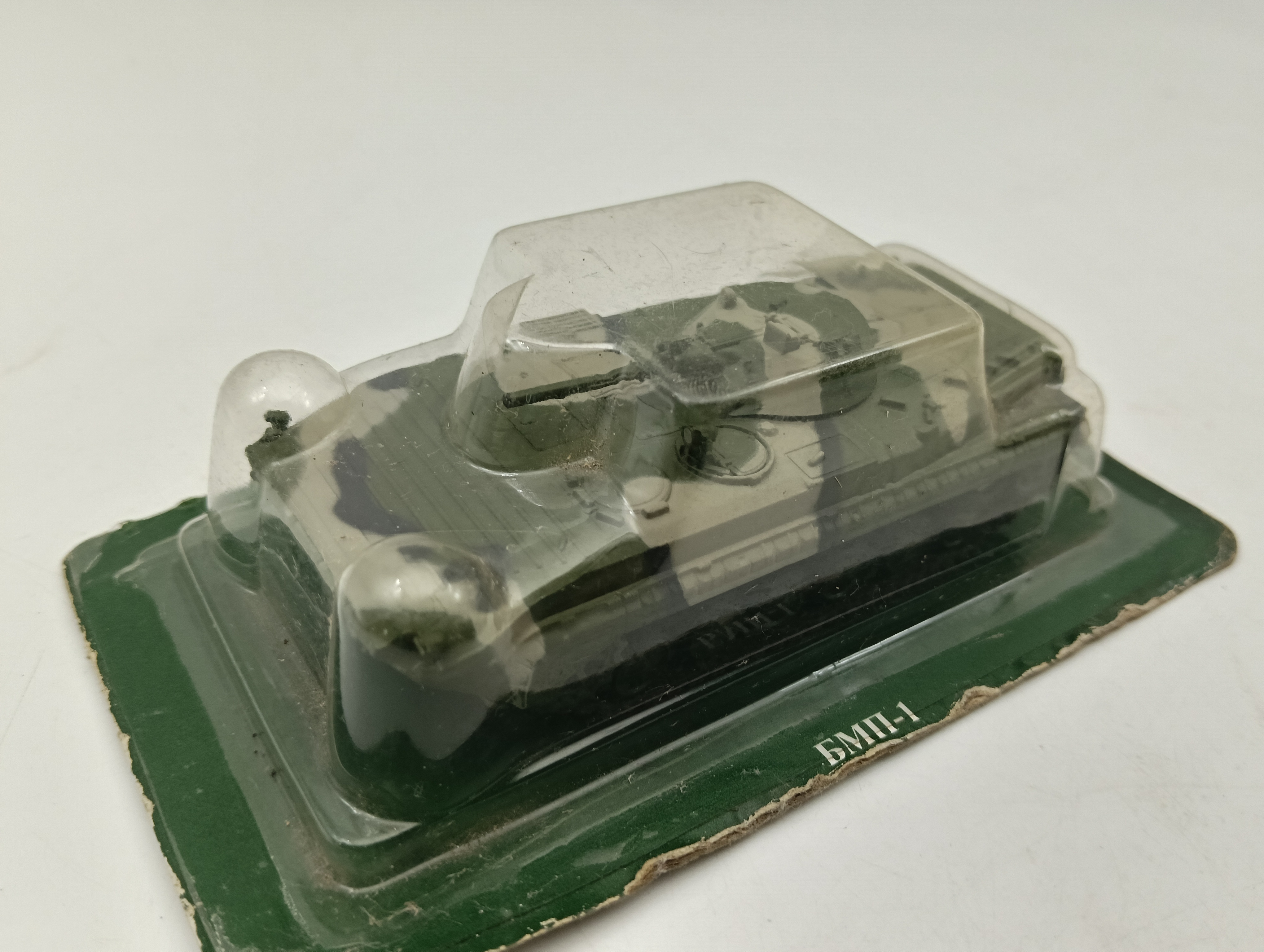 172二战苏联坦克模型BMD-1  合金模型