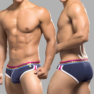 新款性感精梳棉吸汗低腰内吊环男士三角内裤9764