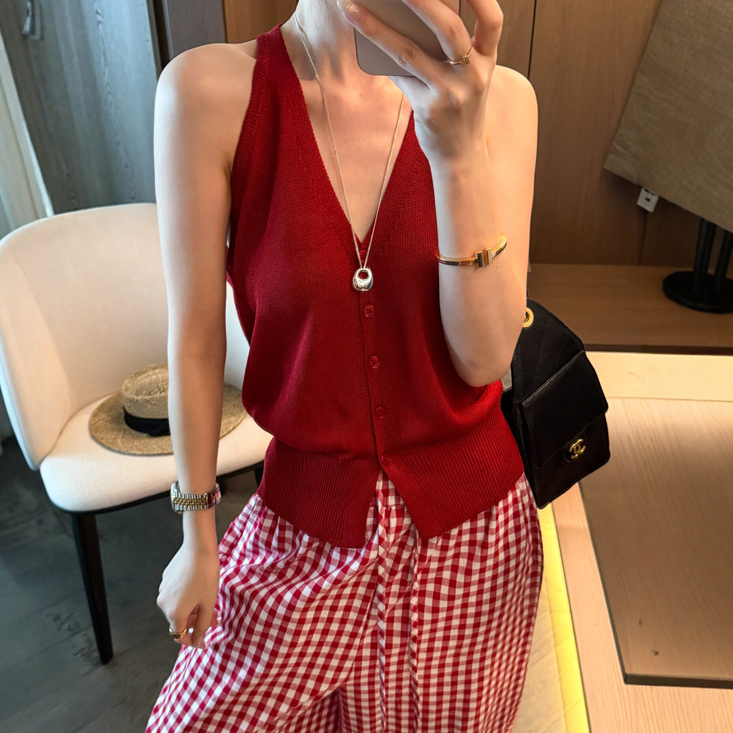 小心机挂脖V领冰丝针织衫女欧货