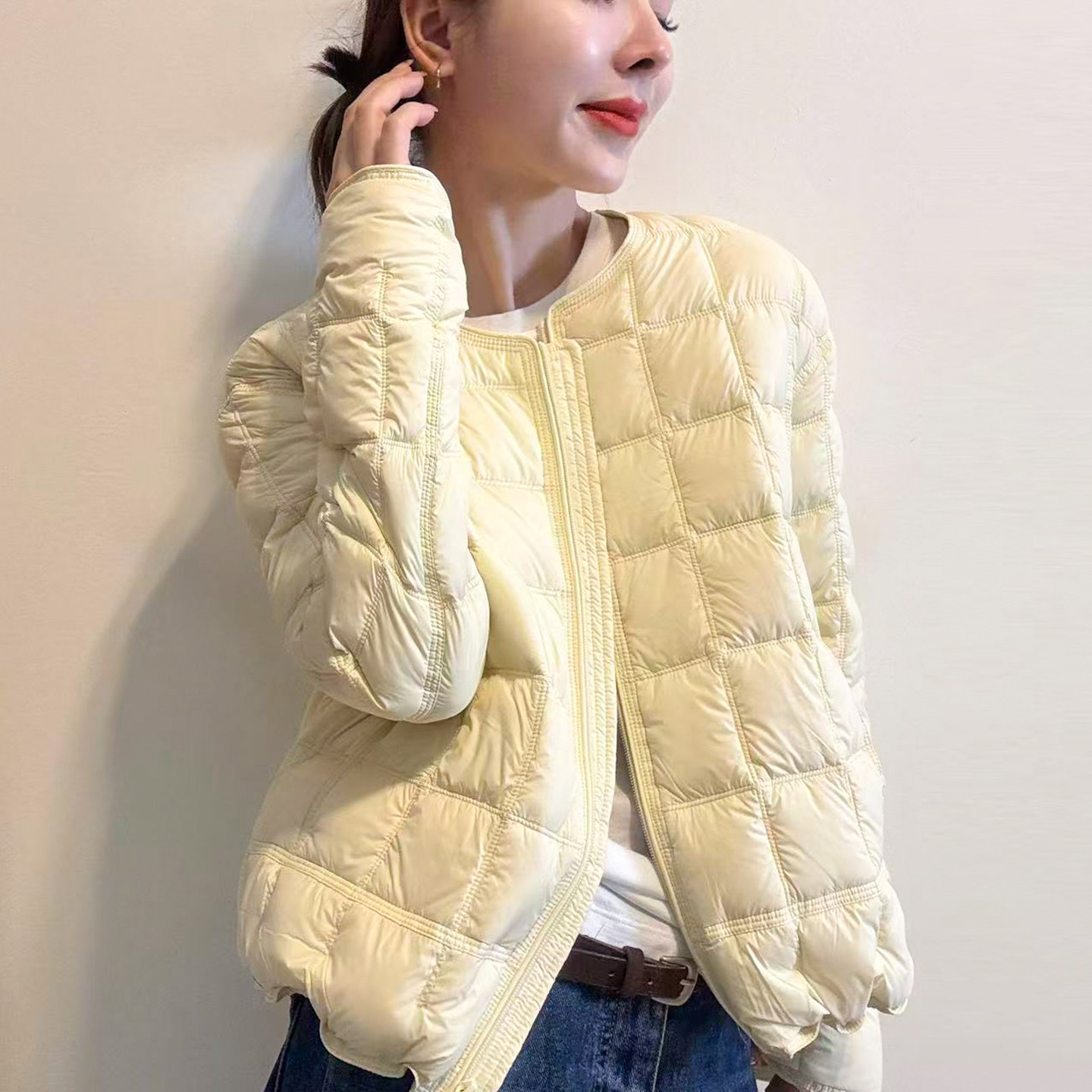 复古圆领格纹轻薄羽绒服女欧洲站