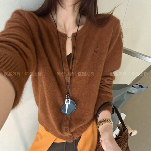 笑脸刺绣拉毛羊绒针织开衫女欧洲站2026秋季新款欧货女装毛衣外套