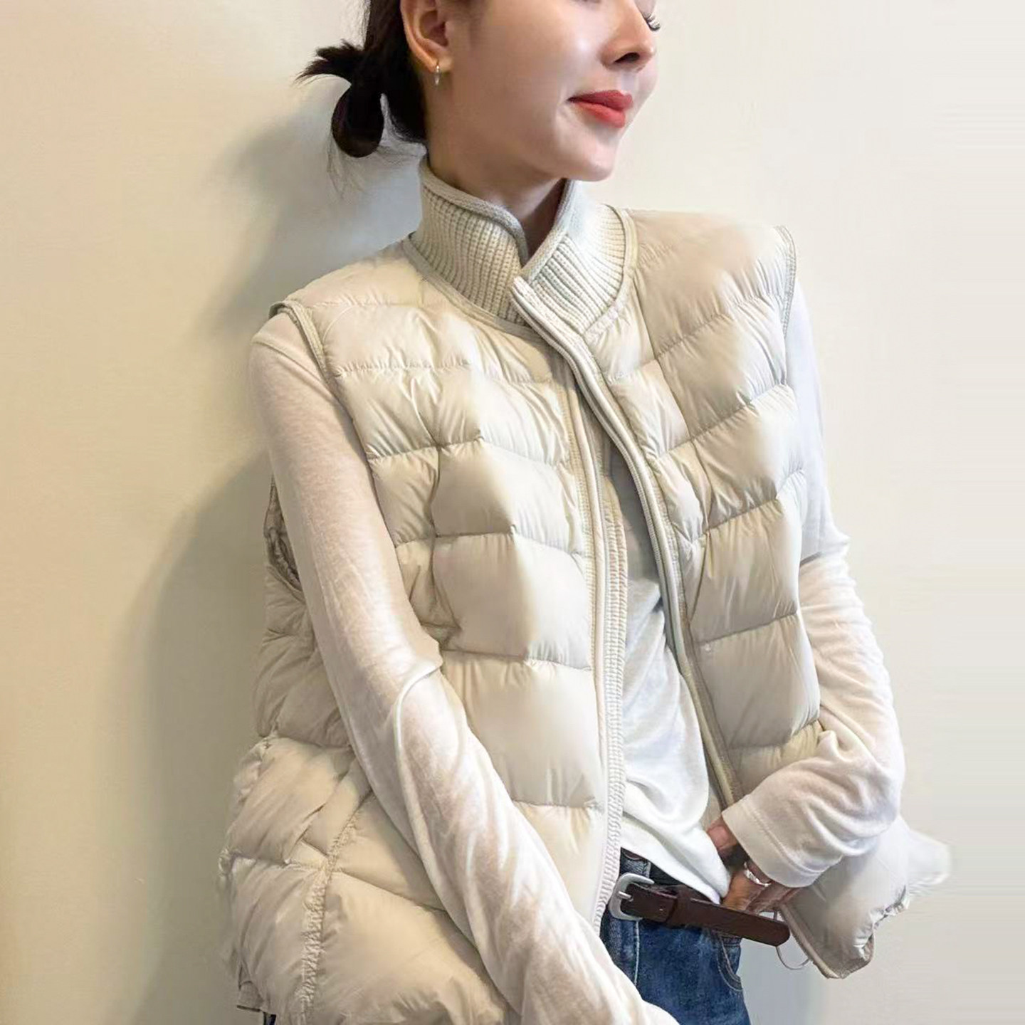 90白鸭绒针织领羽绒马甲女欧洲站2026冬季新款欧货女装羽绒服外套