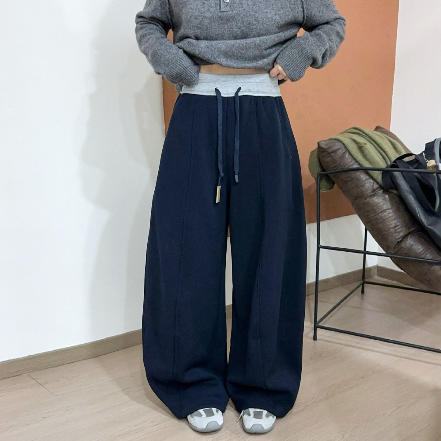 撞色裤腰加绒弯刀阔腿裤女欧洲站