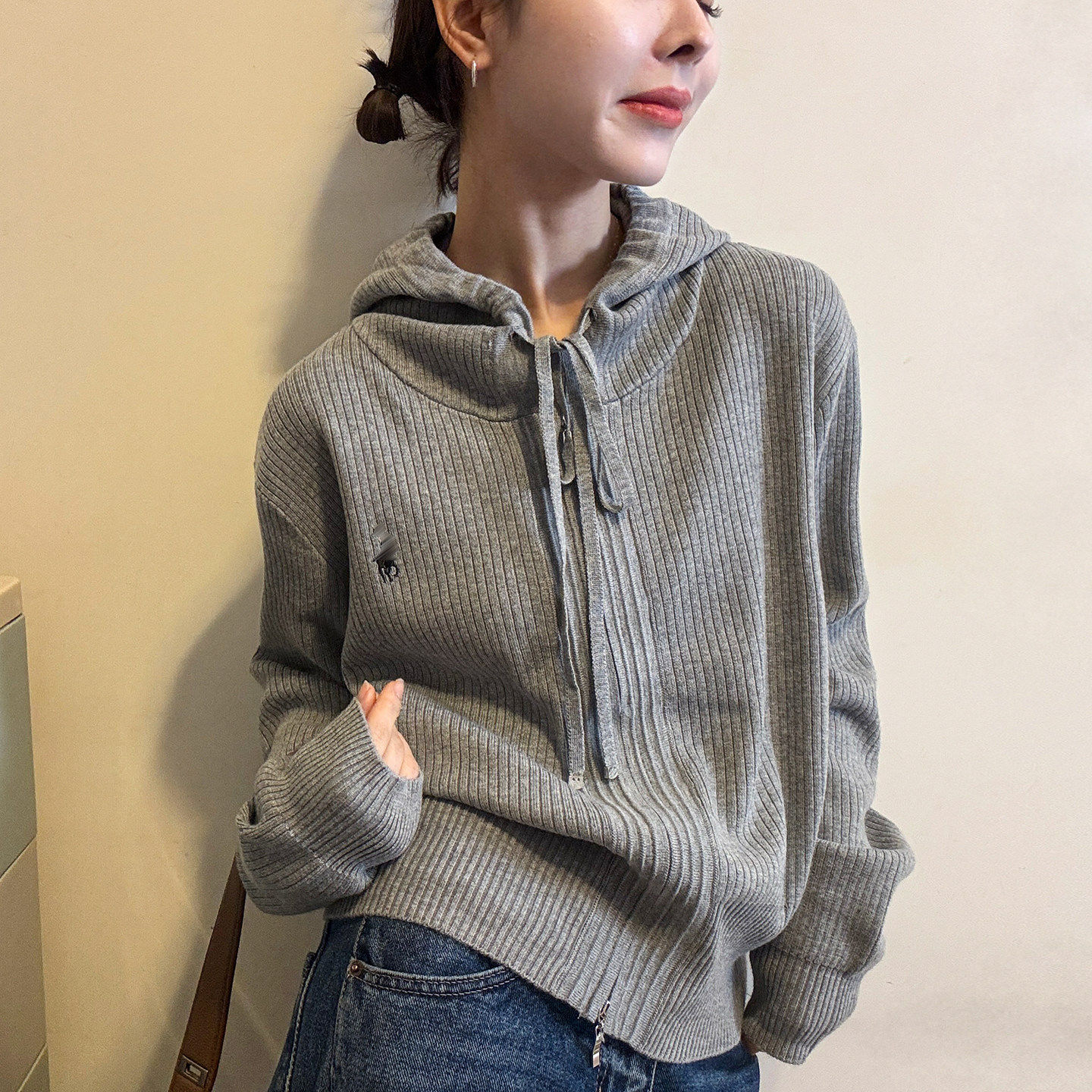 抽绳连帽羊毛针织开衫女欧洲站2026春装新款欧货女装时尚打底衫潮,女装/女士精品,毛针织衫,淘宝优惠券,粉丝福利购,淘宝优惠卷