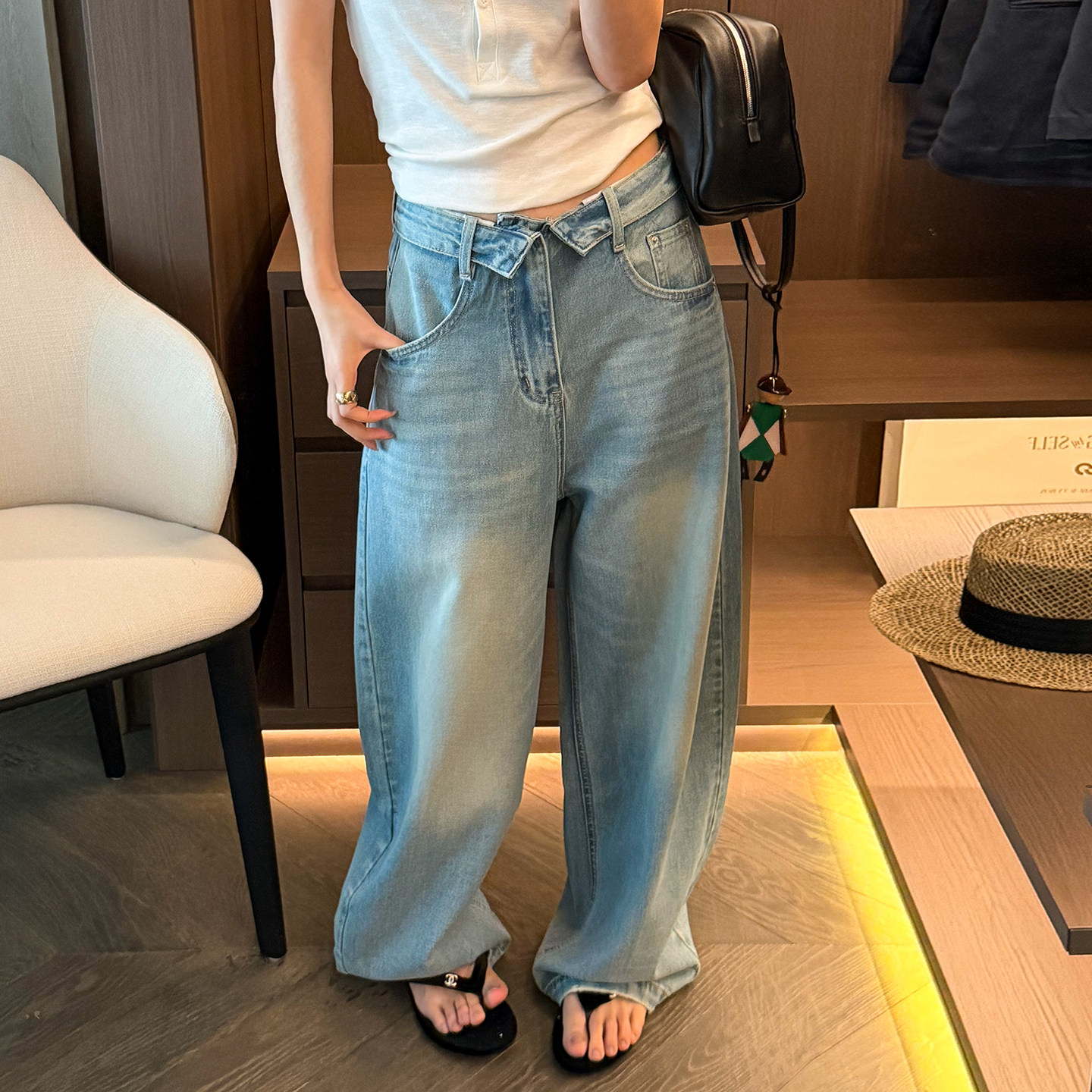 复古翻边拖地阔腿牛仔裤女欧洲站2026春装新款欧货女装直筒裤子潮