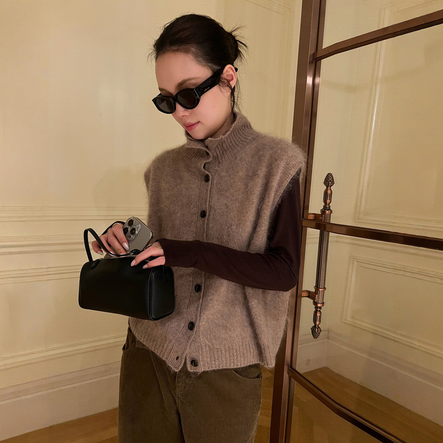 复古高领拉毛羊绒针织开衫马甲女