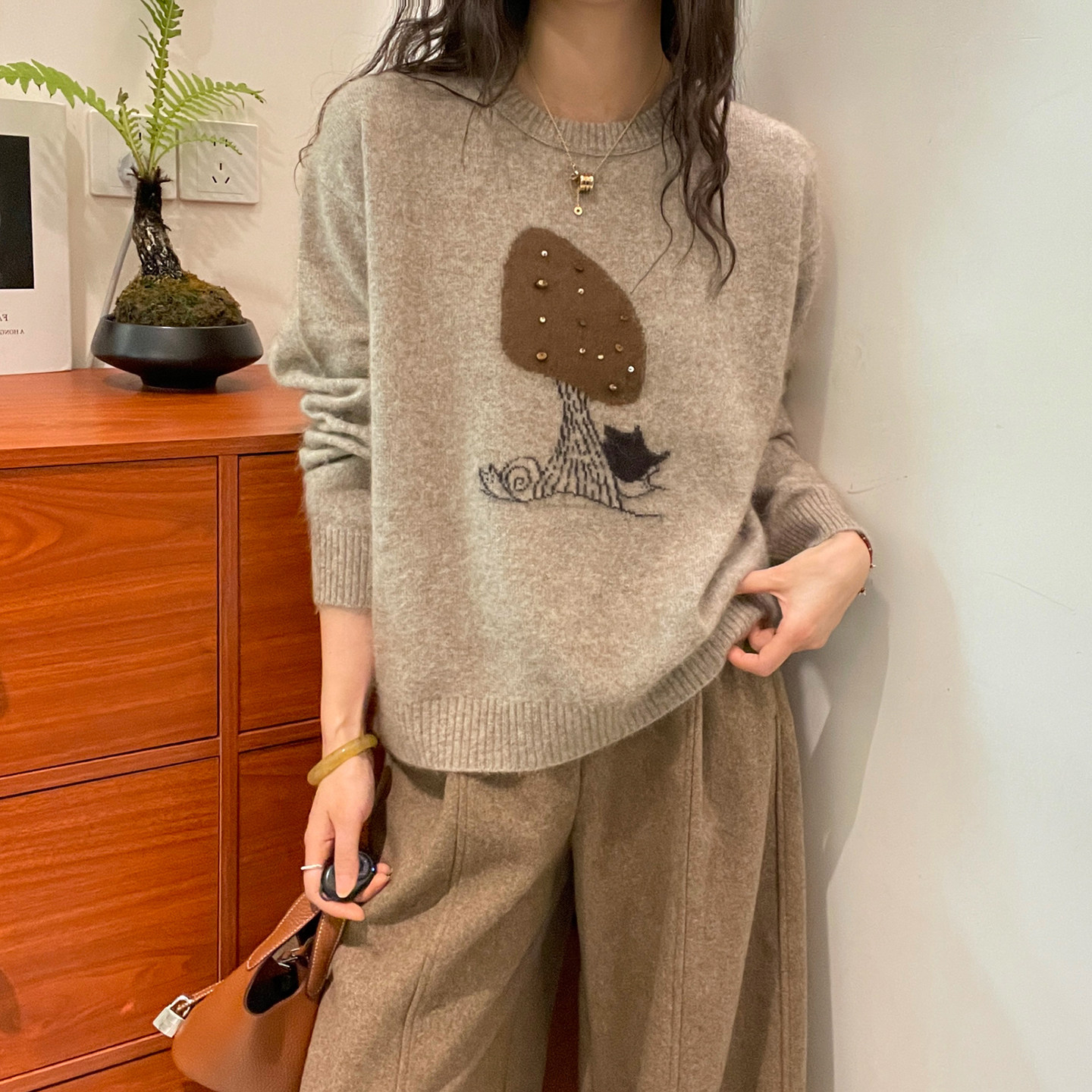 手工钉珠山羊绒针织衫女欧洲站潮