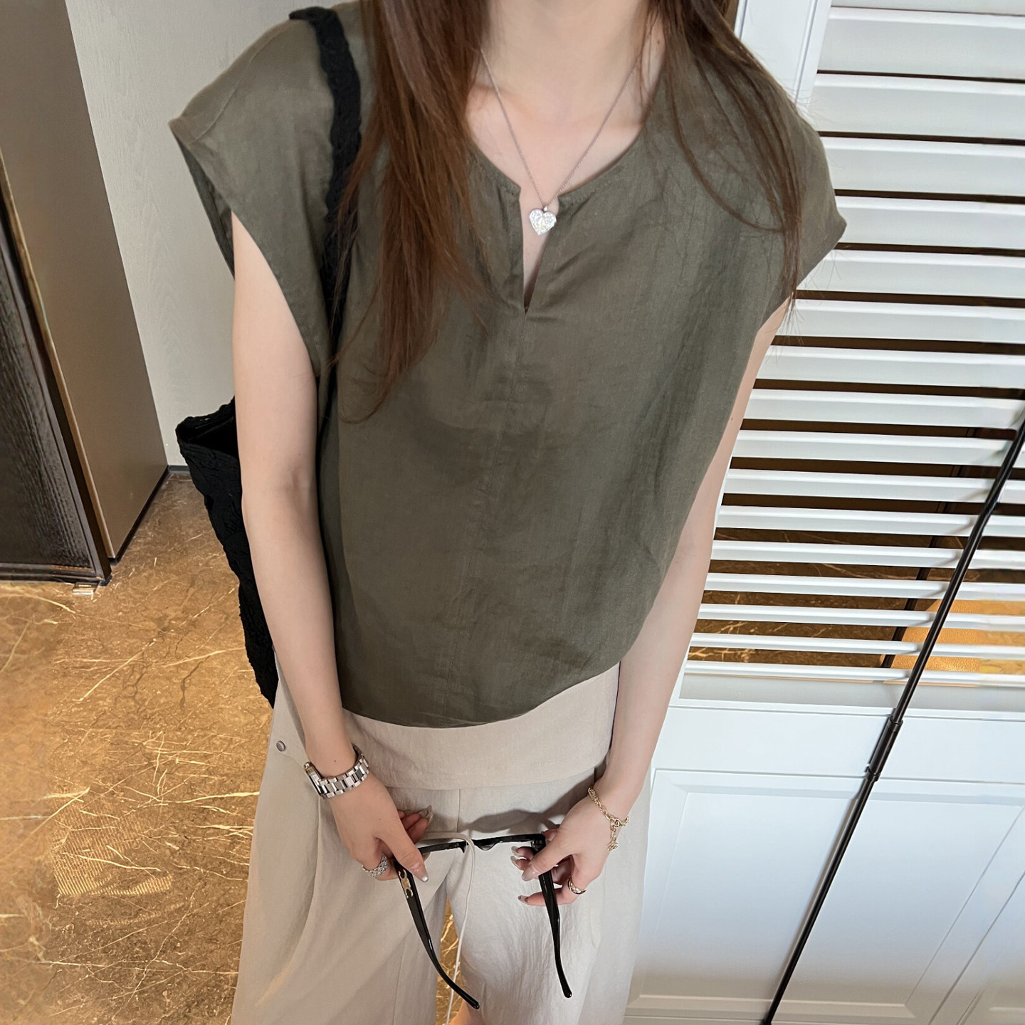 复古V领飞飞袖麻料衬衫女欧洲站2026夏季新款欧货女装A字娃娃衫潮