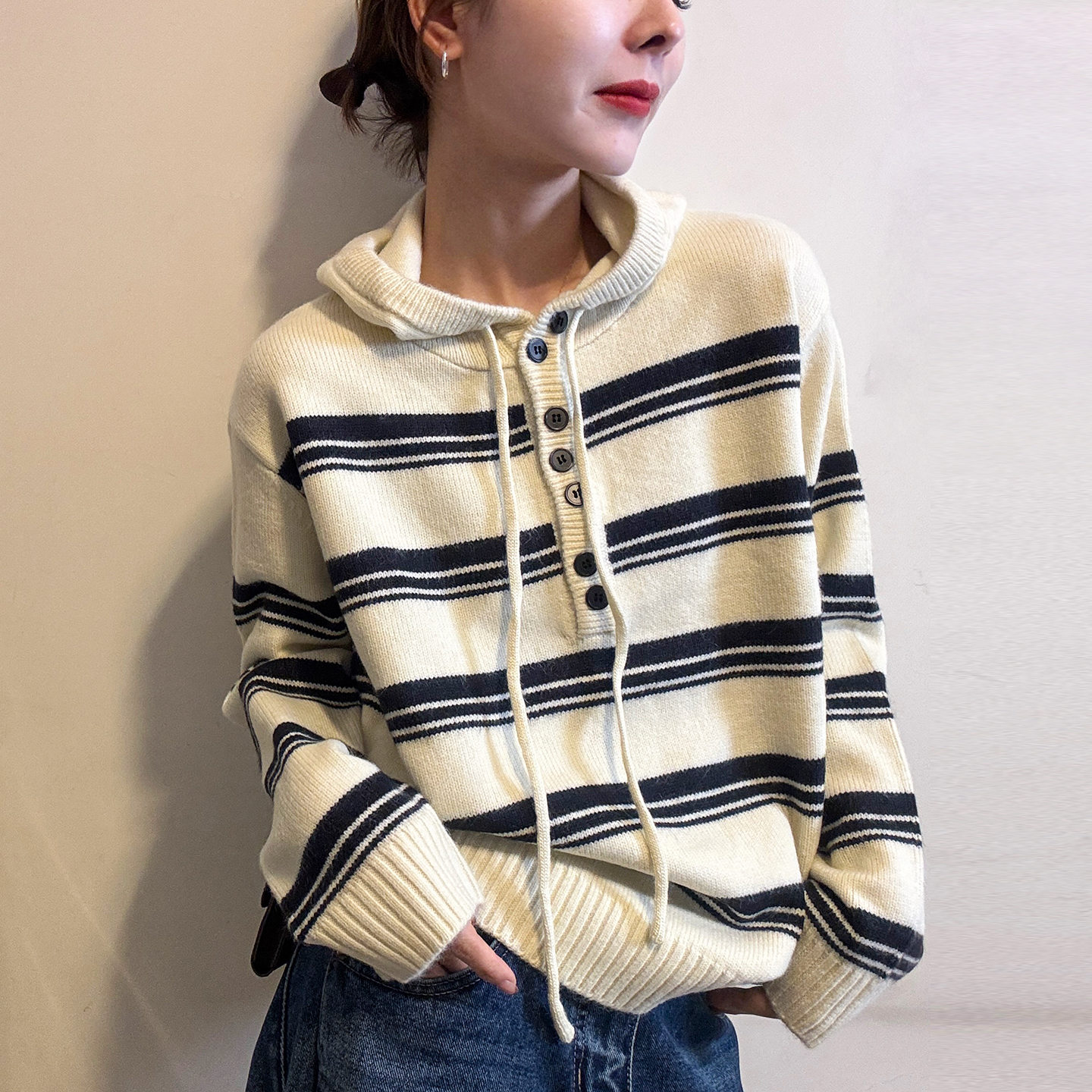 撞色条纹连帽羊绒针织衫女欧洲站