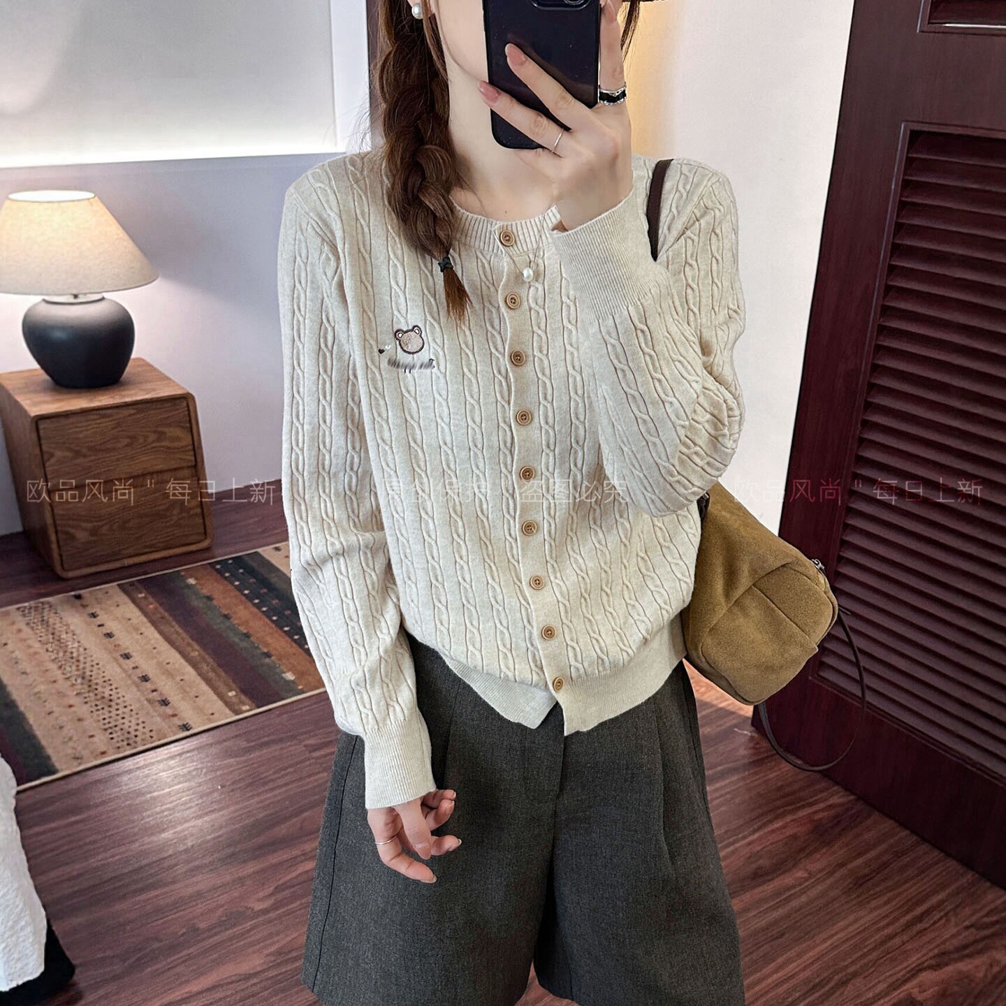 刺绣麻花纹羊毛针织开衫女欧洲站