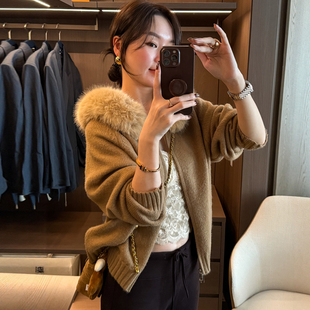 欧货女装 新款 毛衣短外套潮 女欧洲站2025冬装 毛领连帽羊绒针织开衫