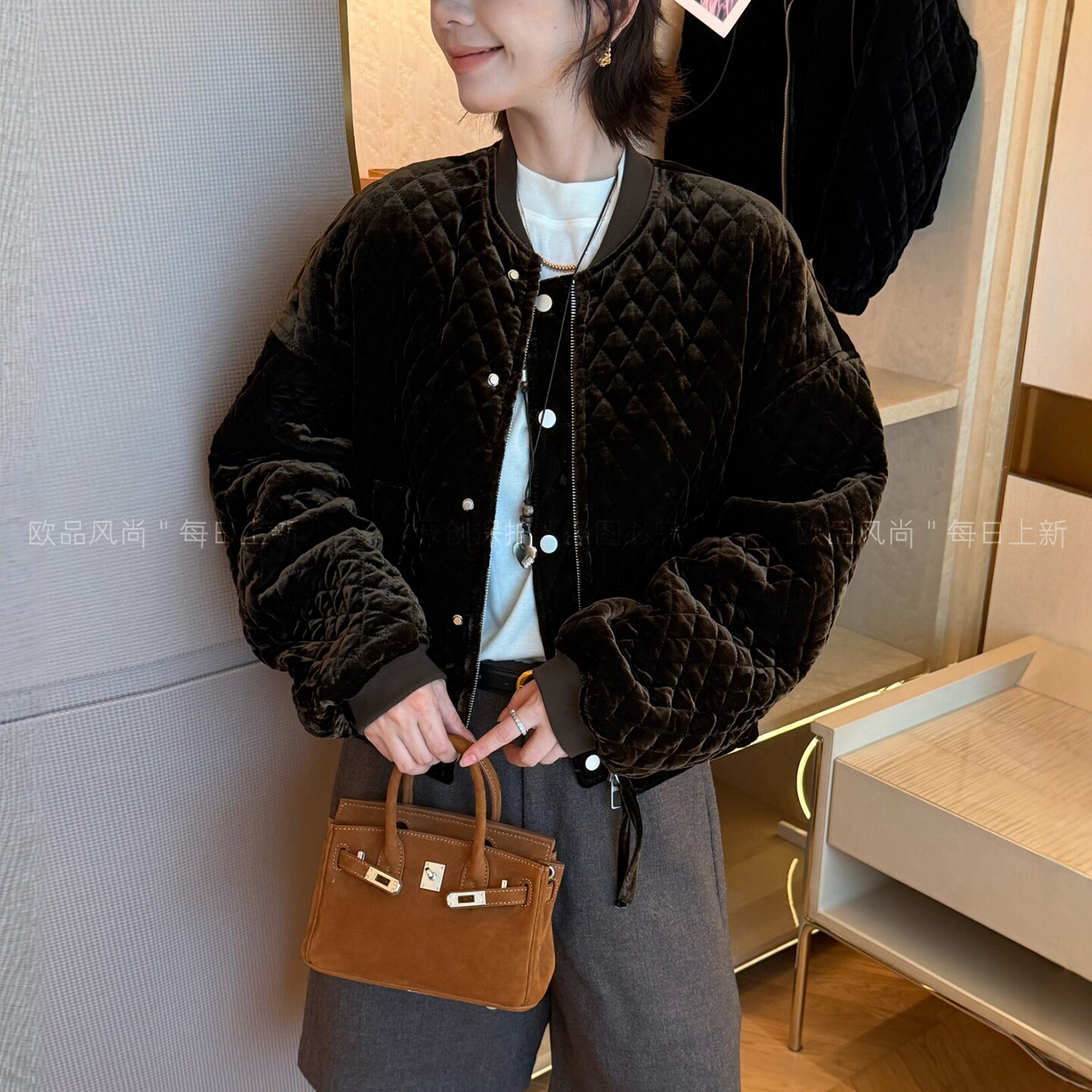 金丝绒压格夹棉棒球服外套欧洲站