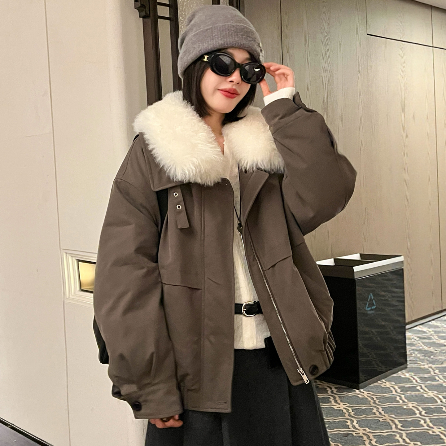 羊羔毛领鹅绒派克羽绒服女欧洲站