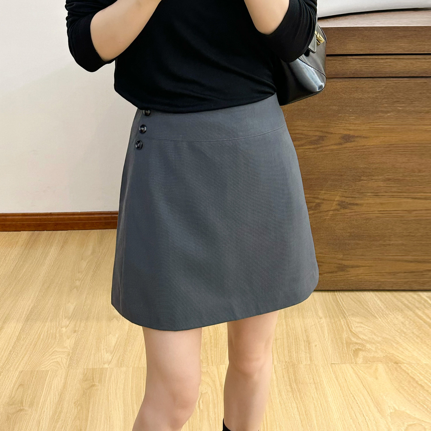 侧边纽扣A字西装半身裙女欧洲站