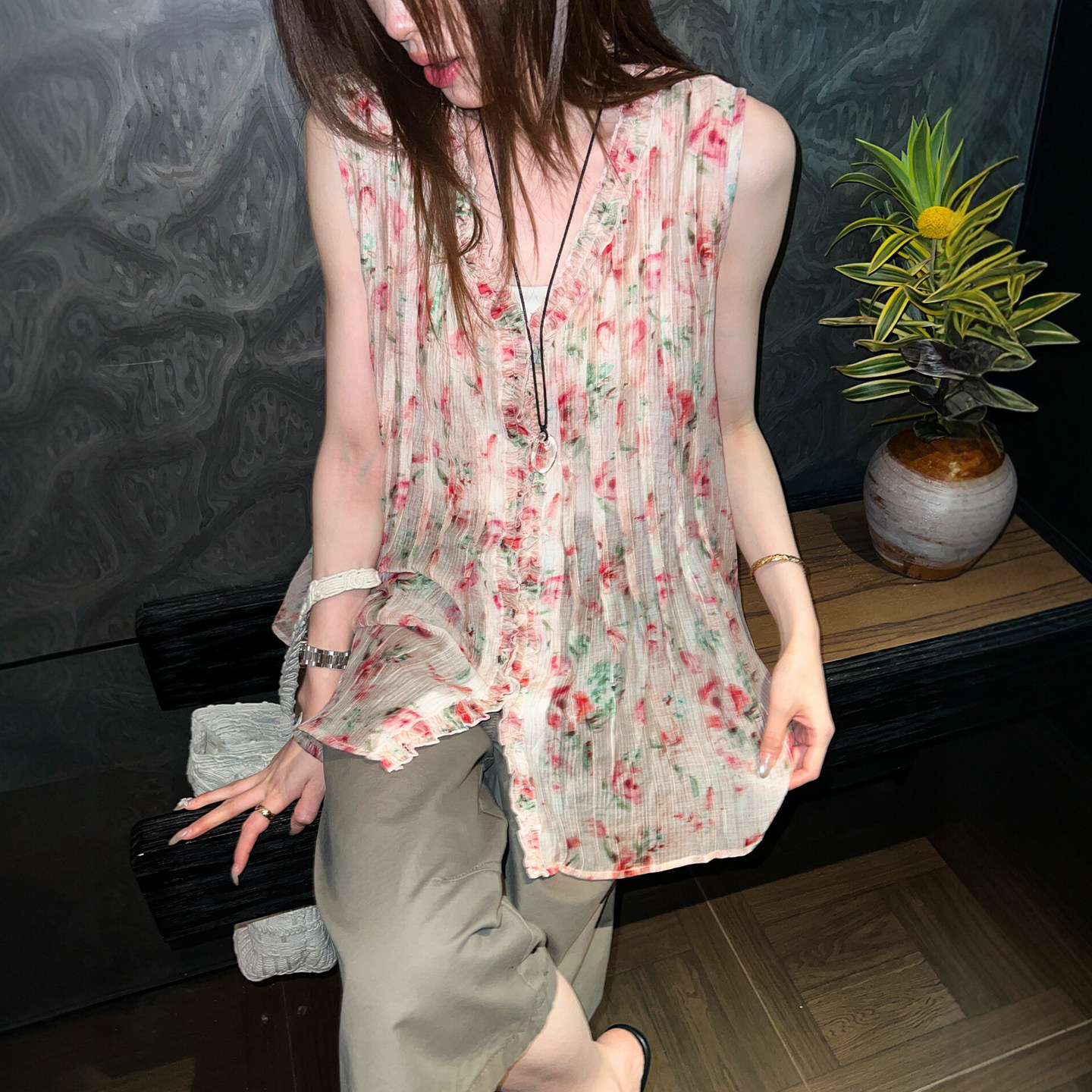 玫瑰印花木耳边麻料衬衫女欧洲站2026夏装新款欧货女装娃娃小衫潮
