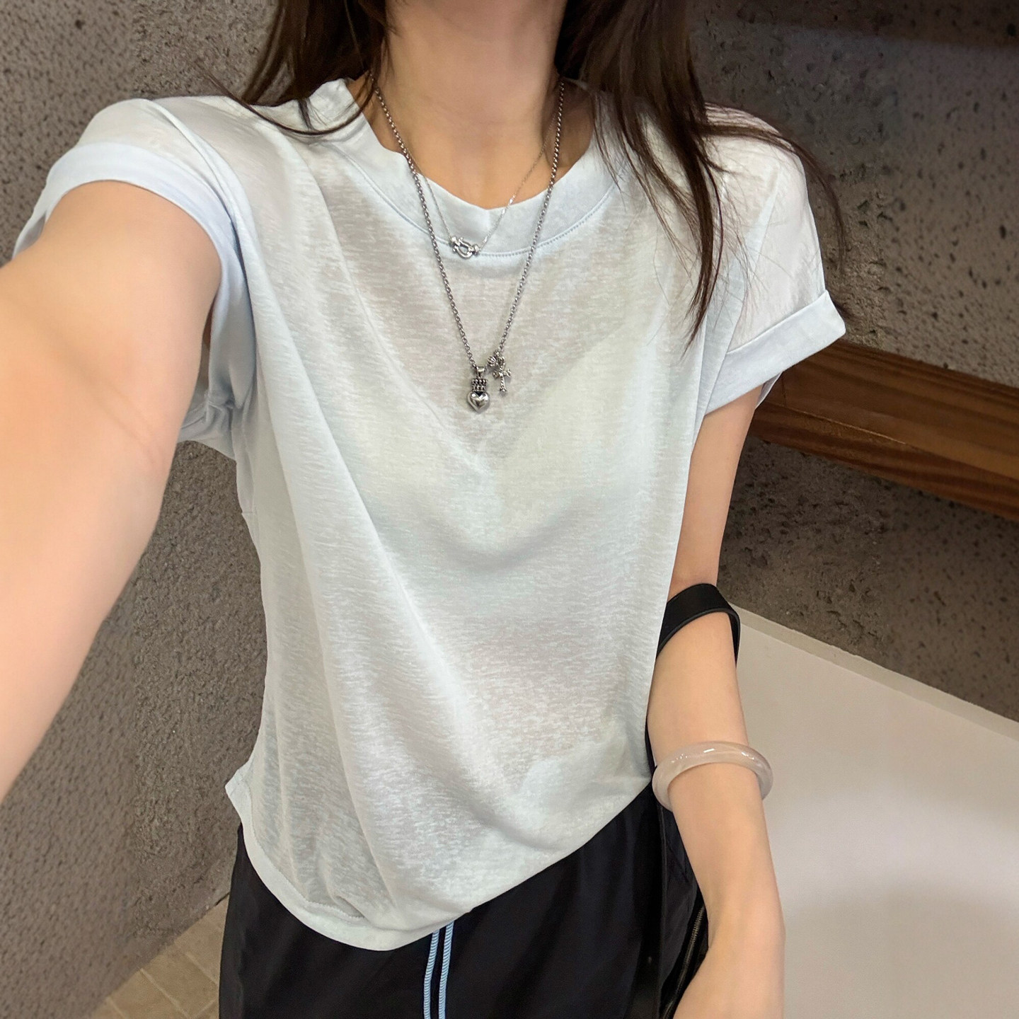 复古卷边面膜短袖T恤女欧货上衣