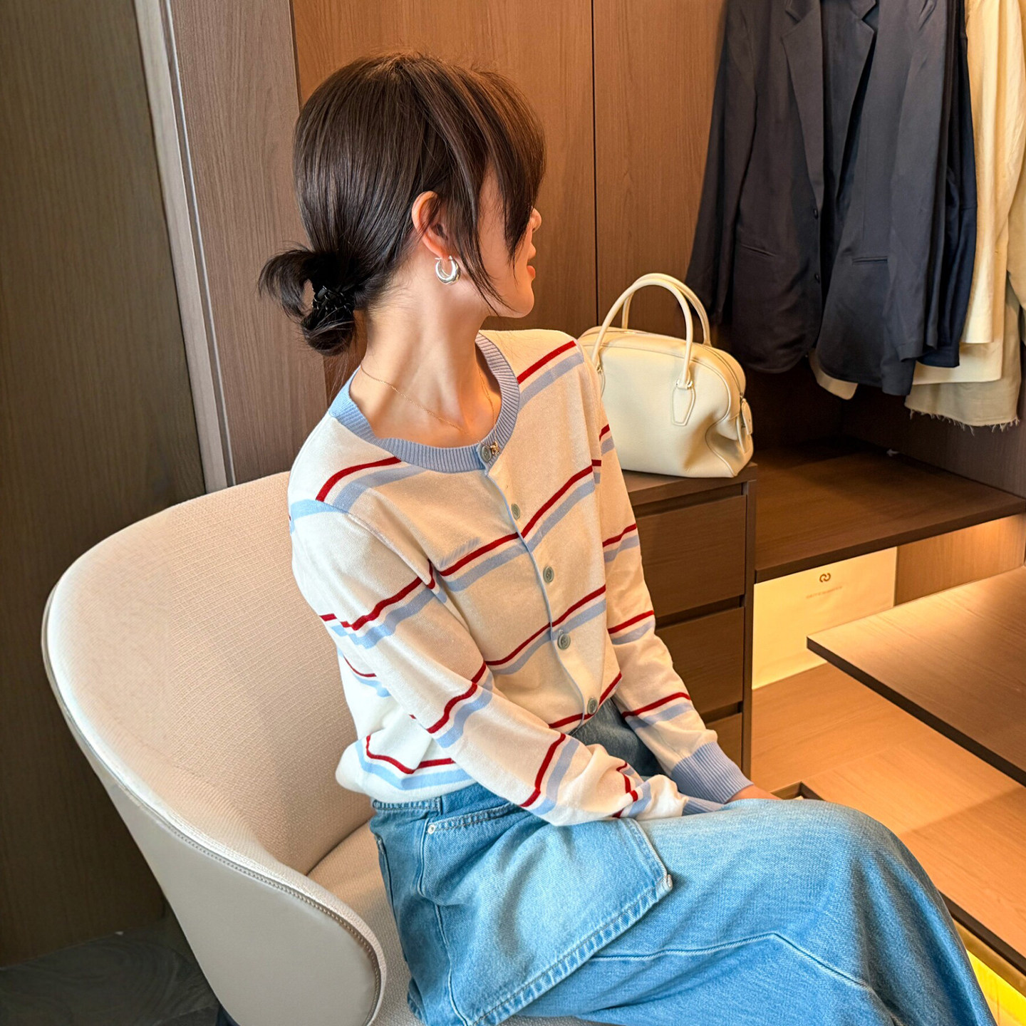 字母刺绣条纹冰丝针织开衫女欧洲站2026春装新款欧货女装打底衫潮