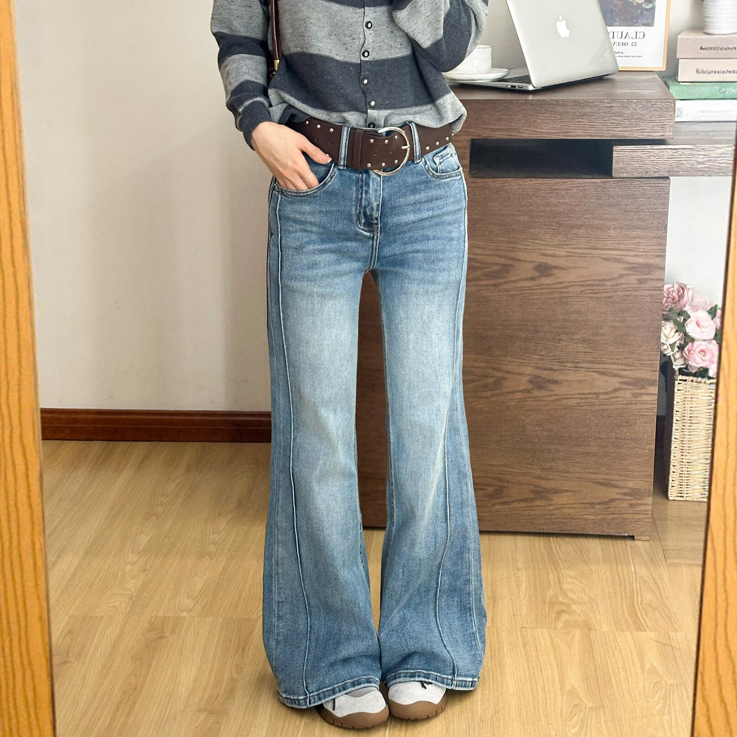 复古拖地喇叭牛仔裤女欧洲站2026春装新款欧货女装时尚洋气裤子潮