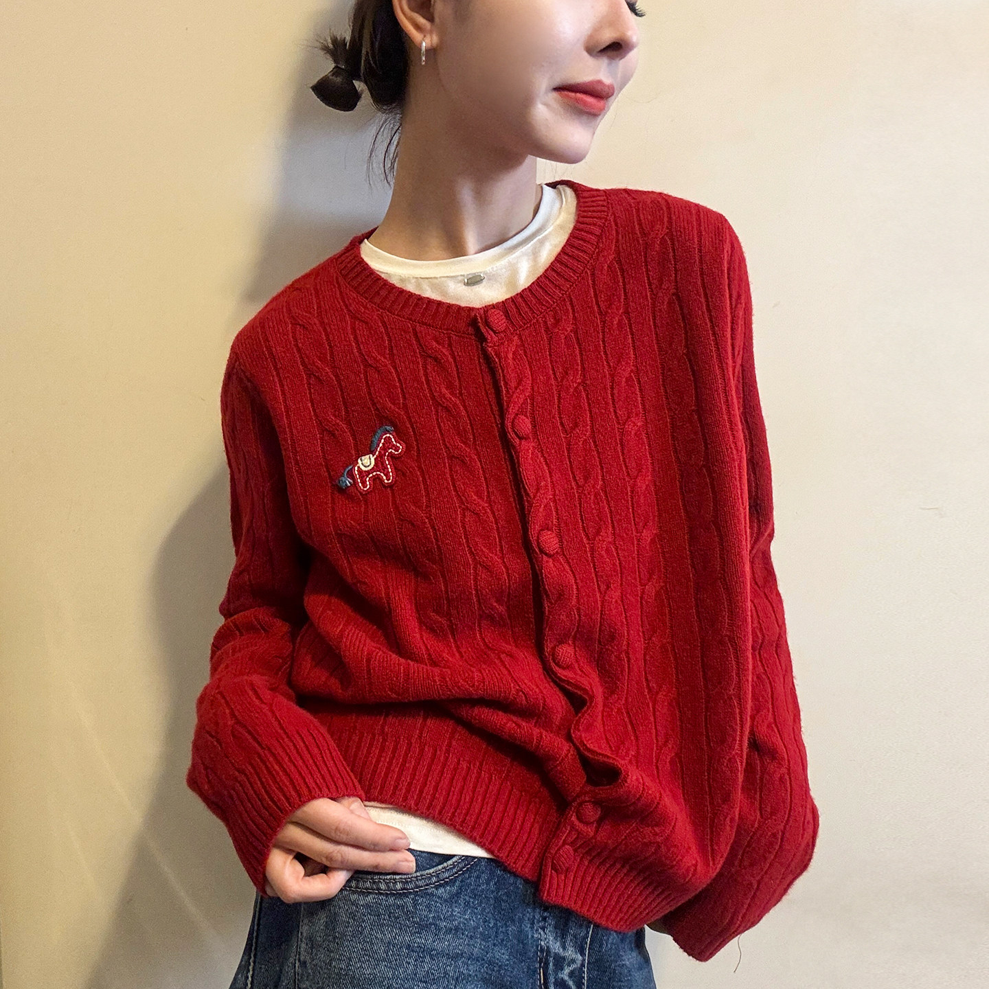 小马刺绣麻花纹羊毛针织开衫女欧洲站2025冬装新款欧货女装毛衣潮