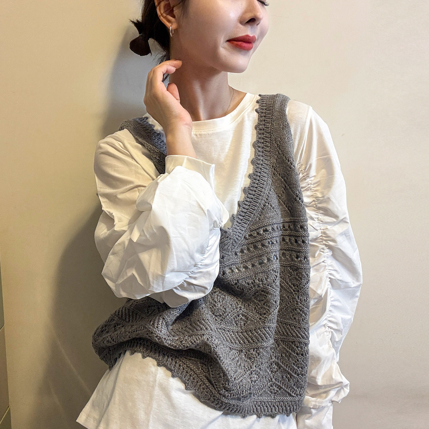 镂空钩花针织马甲衬衫两件套上衣女欧洲站2026春装新款欧货女装潮