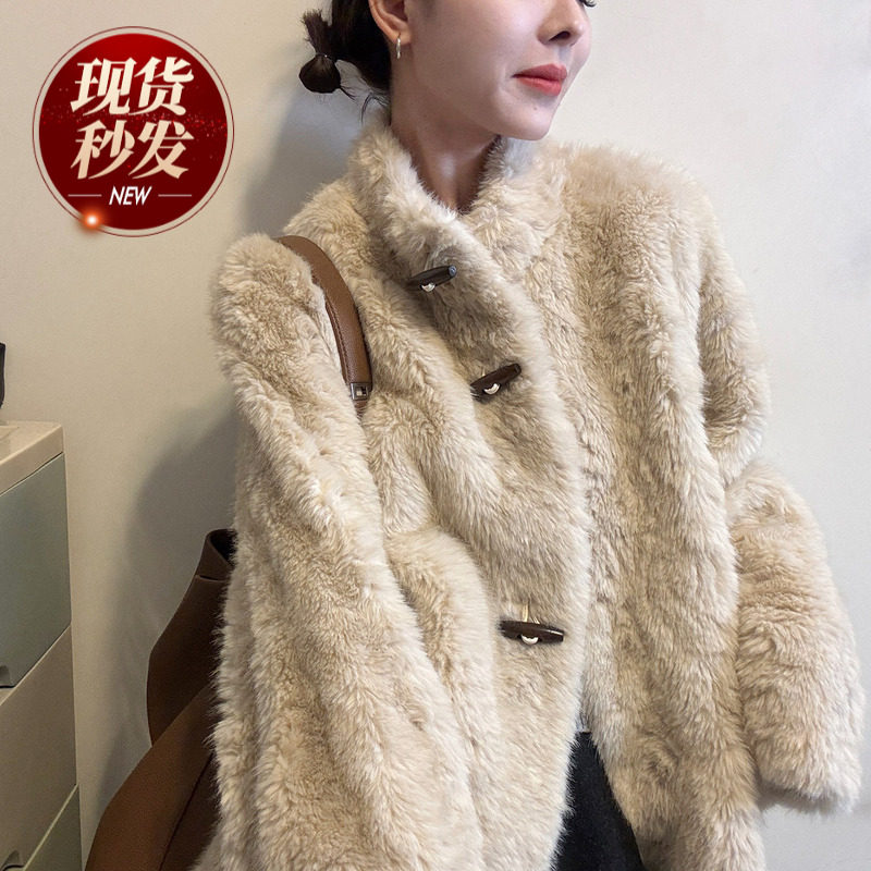 牛角扣皮毛一体皮草大衣女欧洲站2025冬装新款欧货女装时尚外套潮
