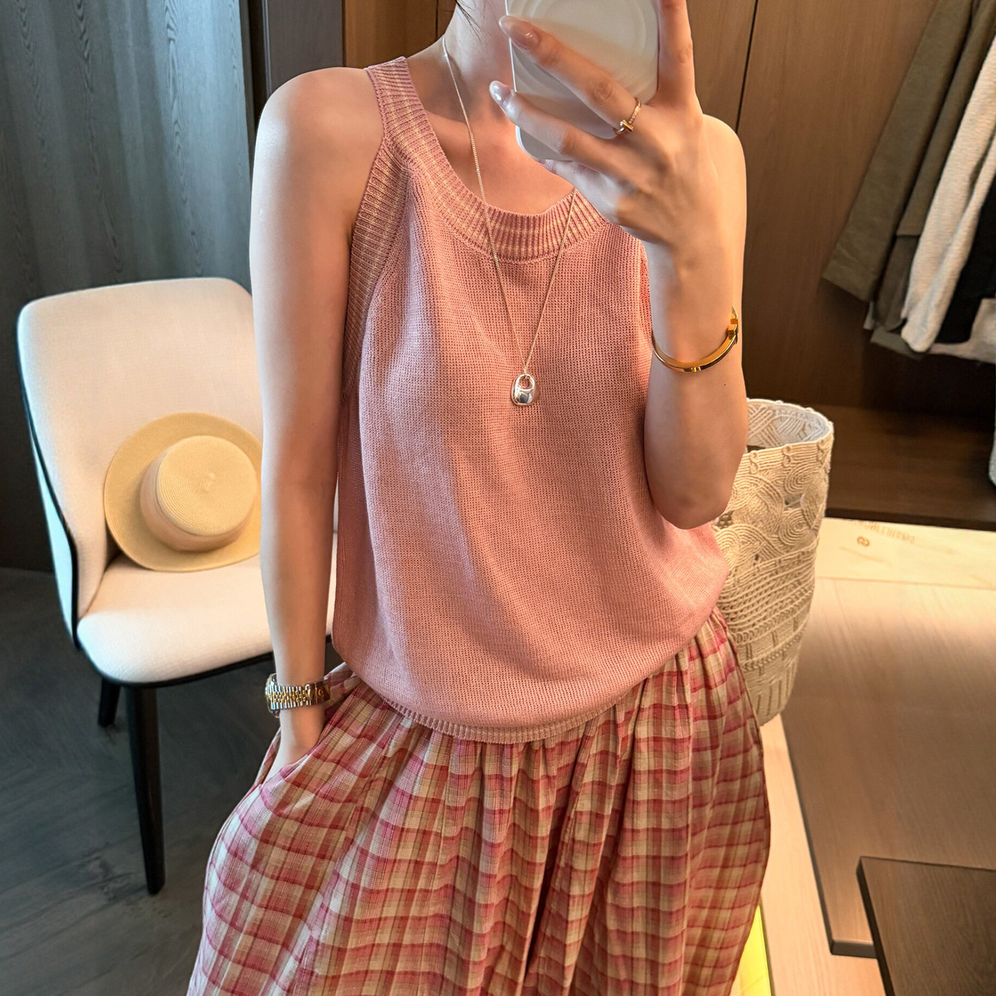 撞色拼接挂脖冰丝针织衫女欧洲站