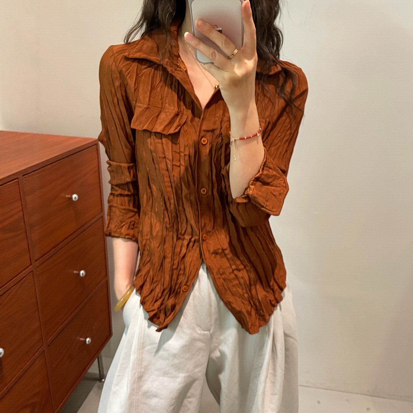 复古压褶POLO领醋酸衬衫女欧洲站2026早秋新款欧货女装洋气上衣潮
