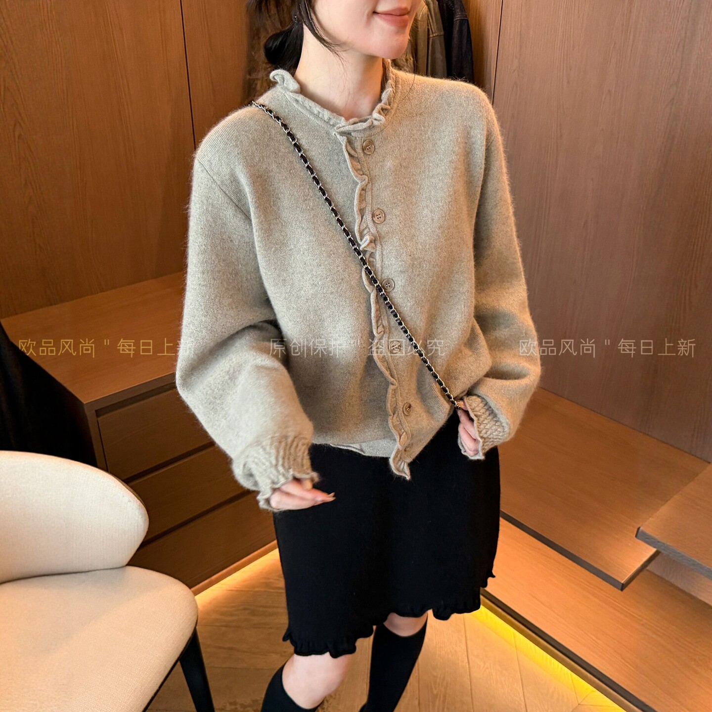 木耳边立领绵羊毛针织开衫女欧货