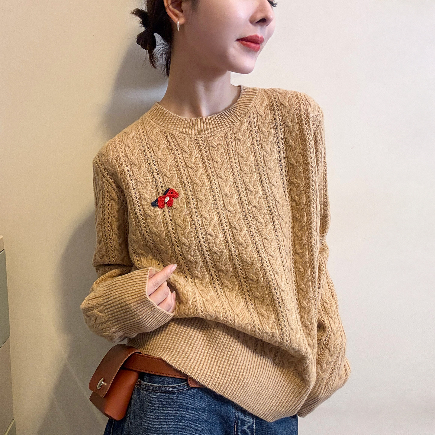小马刺绣麻花纹羊毛针织衫女欧洲站2026春装新款欧货女装打底衫潮
