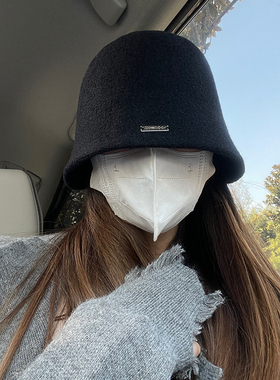 Vva Kataki羊毛呢渔夫帽女2022新款秋冬黑色显脸小水桶帽子素颜遮