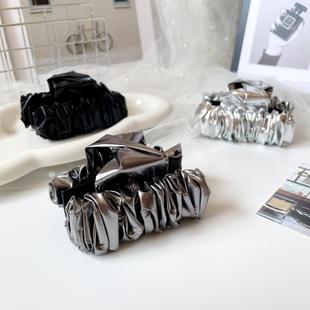 复古小众发饰金属感褶皱堆堆发抓夹子盘发夹简约气质头饰2025新款