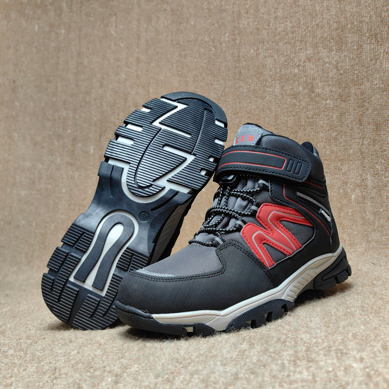 男童防水防滑零下10度加绒雪地靴