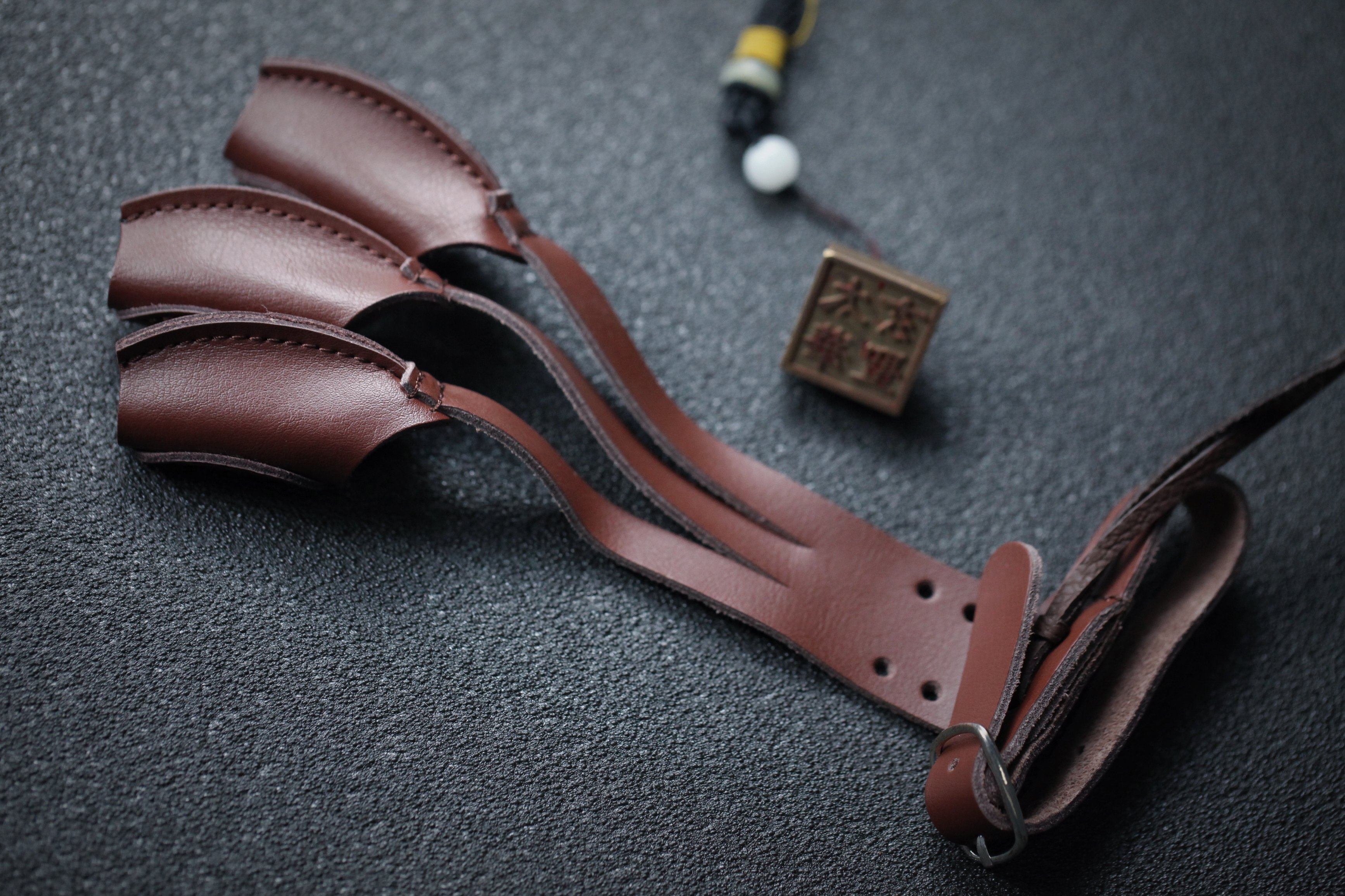 2021 Dewclaws Fingertip thickening Also genuine leather Archery Finger protection glove genuine leather Hua Sheng Shengin the Toy/Childs/Puzzle/Building block/Model , Outdoor sports/Leisure/Traditional toys , Darts/Shooting/Archery class  category - from Buy2taobao.com to provide professional Taobao agent buy service