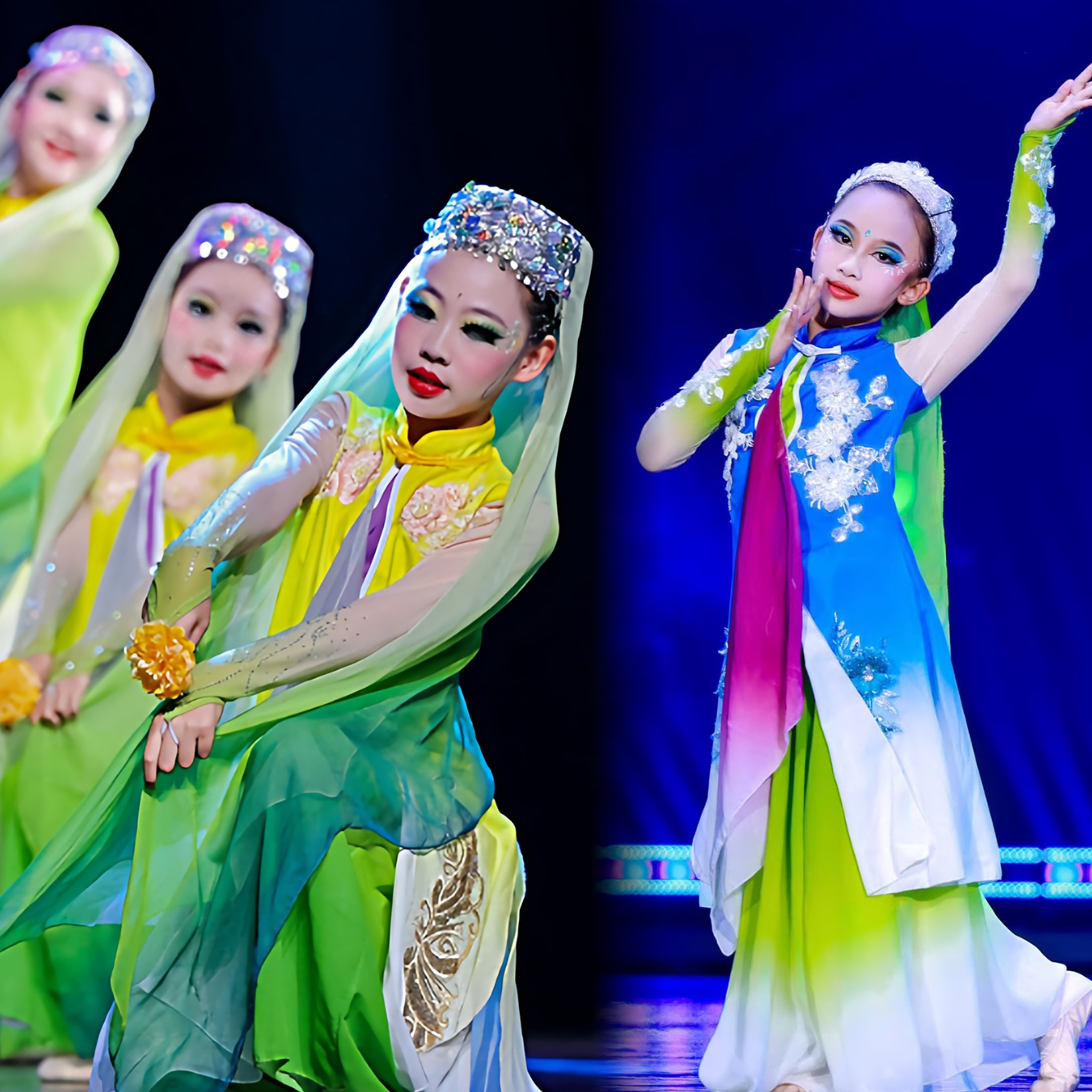 新疆回族沙枣子花开十里香舞蹈服