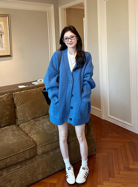金苏一蓝色毛衣女2026秋冬韩版oversize针织衫加厚保暖外套上衣