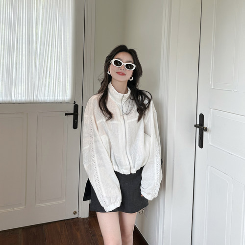 白色全亚麻蕾丝拼接外套