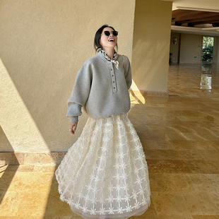 金苏一 灰色贝壳扣卫衣2026春季韩版休闲百搭套头长袖纯色上衣潮