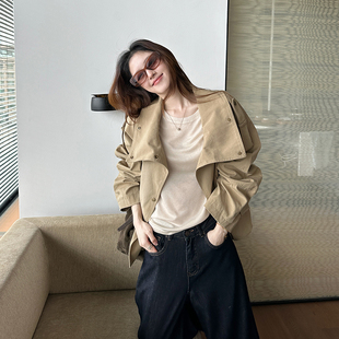 金苏一 卡其色亚麻风衣女2026秋冬韩版宽松小个子短外套chic上衣