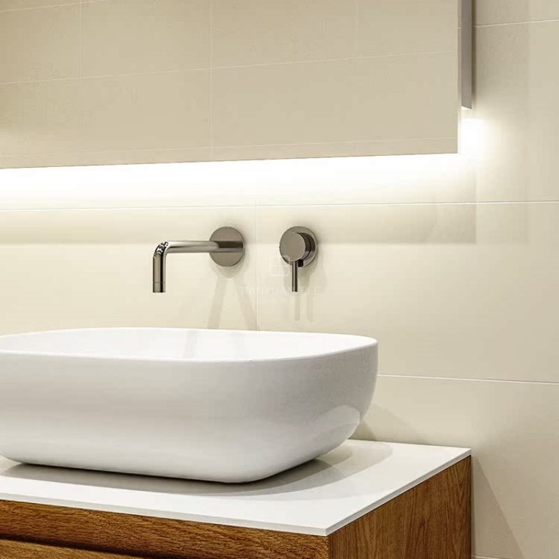 橘色卫生间瓷砖 奶白绿色柔光彩色浴室墙面砖釉面砖300x600