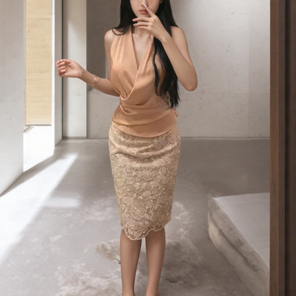 气质缎面交叉v领无袖衬衫女夏季高级感修身收腰上衣蕾丝包臀半裙