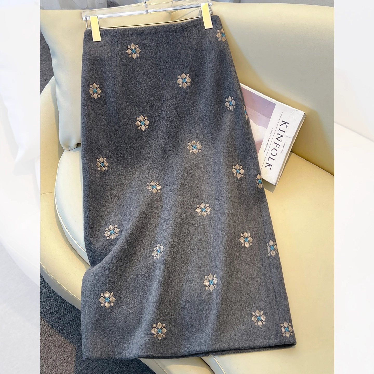 灰色羊绒a字裙半身裙女秋冬新款